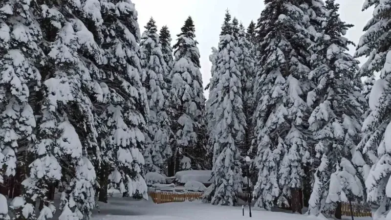 Uludağ’da kar kalınlığı 1 metreye yaklaştı