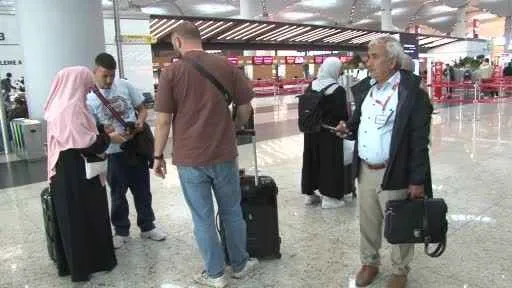 Almanya'dan 4 günlük tur için Kudüs'e giden Türkler "savaş"a tanıklık etti: "Bombaları havada gördük"