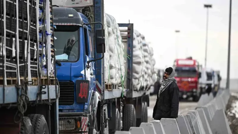 İsrail, Gazze’ye insani yardım girişini durdurdu