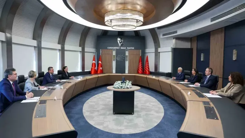 DEM Parti’den CHP’ye ziyaret