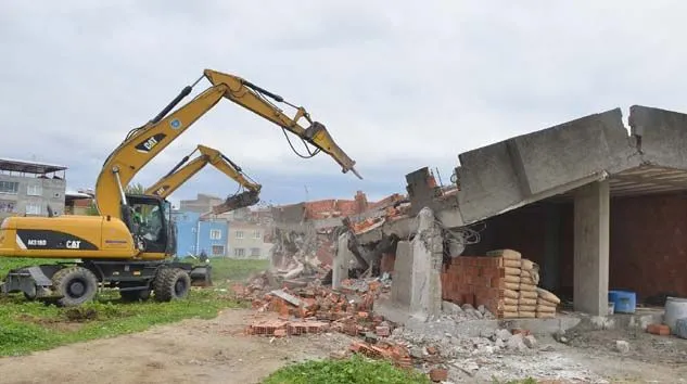Bursa Yıldırım’da kaçak yapıyla kararlı mücadele