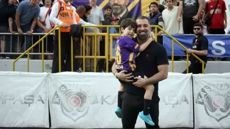 Arda Turan’dan, Eyüpspor’a veda mesajı