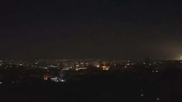 İsrail helikopterleri, Suriye’nin güneyini vurdu