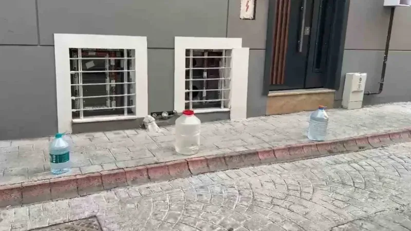 Sokaklara duba koymak yasal değil