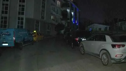 Yanmayan sokak lambaları nedeniyle vatandaşlar BEDAŞ'a tepki gösterdi