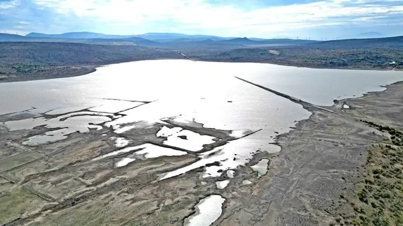 İzmir’deki kuraklık Türkiye’nin kışlık tarımını tehdit ediyor