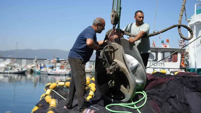 Balıkçılar "Vira Bismillah" demeye hazırlanıyor: "Lüfer senesi olabilir"