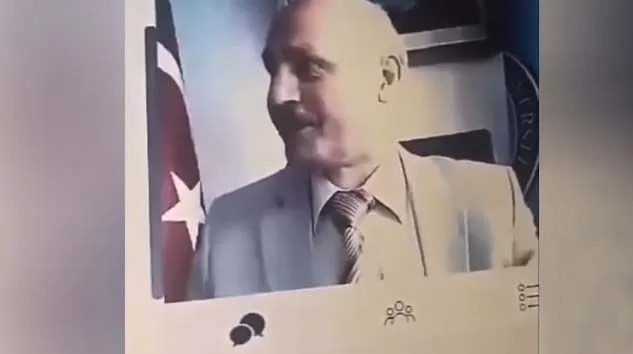 Kızların resimlerini görüyoruz diyen Prof. Dr. Orhan Acar istifa etti