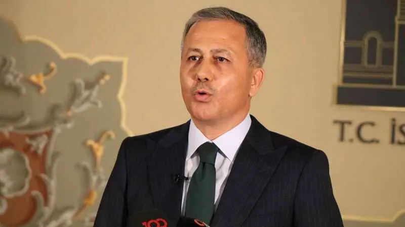 Bakan Yerlikaya duyurdu: İzmir merkezli 7 ildeki siber operasyonunda 65 gözaltı