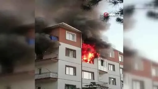 Ankara'da sigara izmariti evi yaktı: 2 yaralı