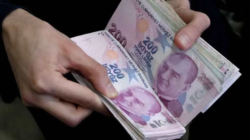 Düğün dönemi öncesi gençlere çeyiz desteği geldi! Toplu ödeme hibe desteği için 3 yıl şartı aranıyor!