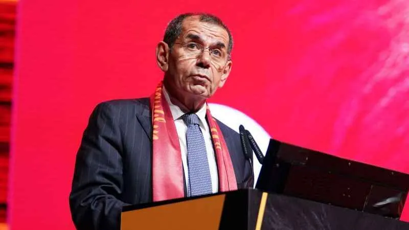 Dursun Özbek: “Taraftarımızı ve tüm Türk halkını en iyi şekilde temsil edeceğiz”