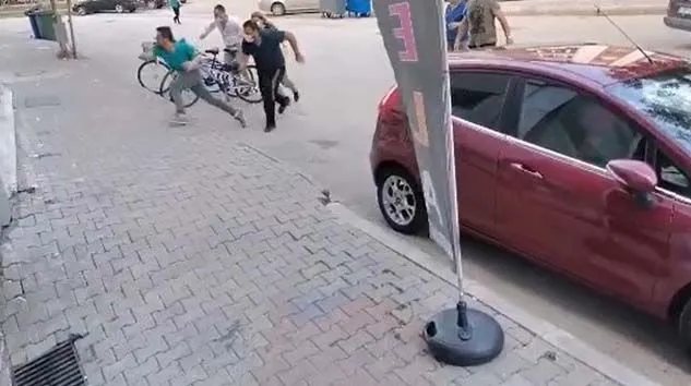 “Namusuma yan baktın” diyerek tekme tokat dövdüler