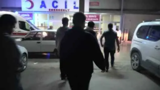 Adana’da 14 öğrenci gıda zehirlenmesi şüphesiyle hastaneye başvurdu
