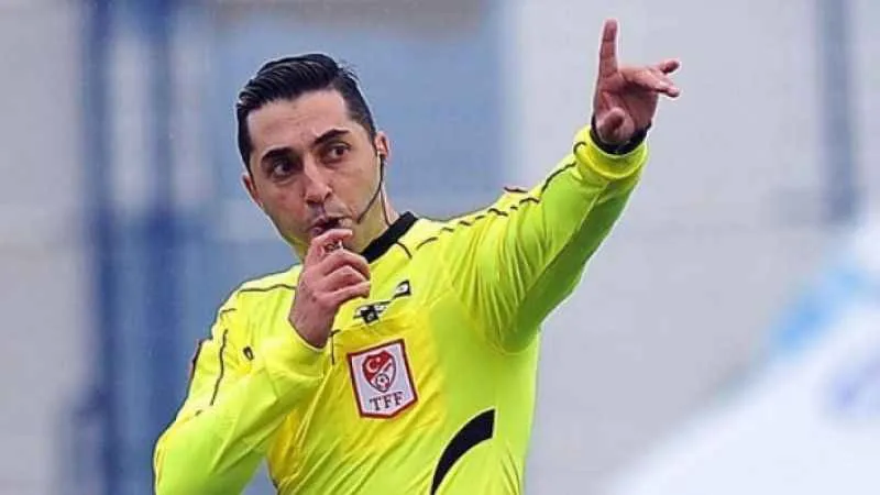 Derbinin VAR hakemi Mustafa İlker Coşkun