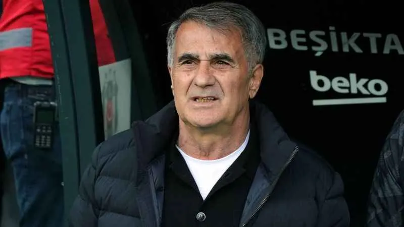 Şenol Güneş'ten hakem eleştirisi