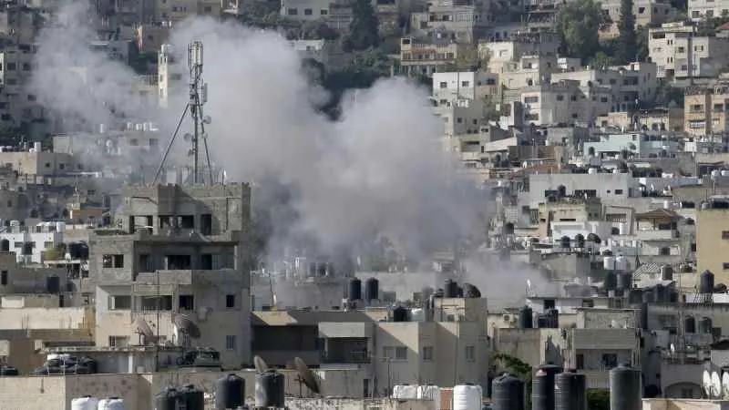 İsrail Batı Şeria'ya saldırdı