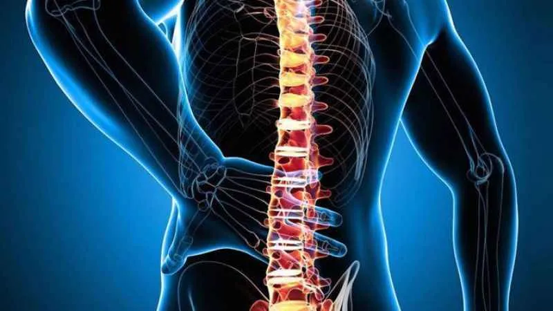 Skolyoz hastalarındaki kronik ağrı uyku kalitesini düşürüyor