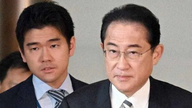 Japonya Başbakanı Kishida, oğlunu görevden aldı