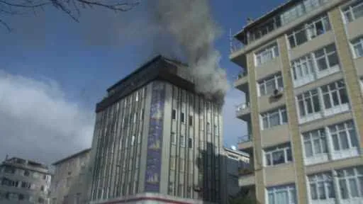 Güngören’de özel bir hastanede yangın paniği