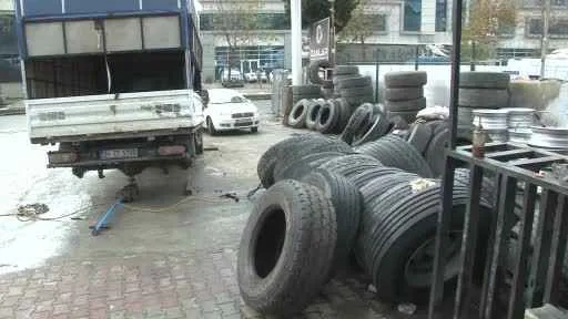 İstanbul'da ticari araçlar için kış lastiği kullanma zorunluluğu 25 Kasım'a çekildi