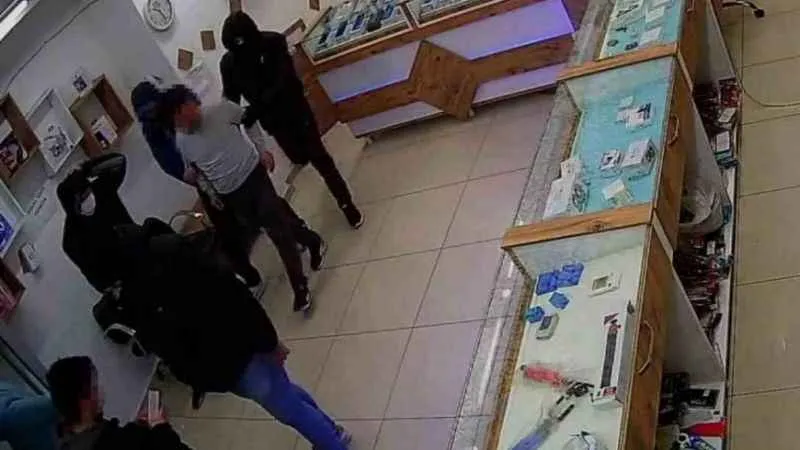 Sultangazi’de filmleri aratmayan olay kameraya yansıdı 