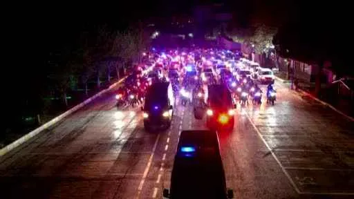 İzmir'de aranan şahıslara havadan ve karadan şafak operasyonu: 129 gözaltı