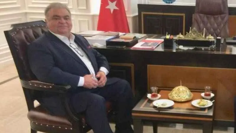 Ahmet Özal'dan şaşırtan hamle