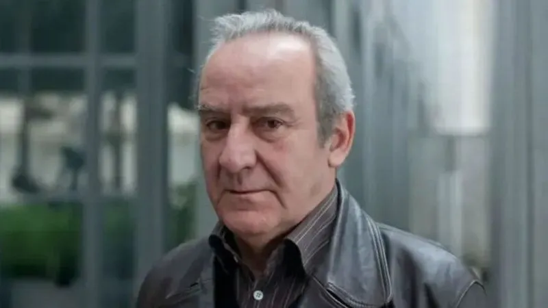 Ahmet Levendoğlu cenaze namazı kılınmadan toprağa verildi