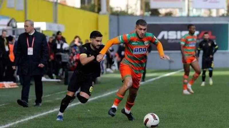 Trendyol Süper Lig: İstanbulspor: 0 - Alanyaspor: 1 (Maç sonucu)