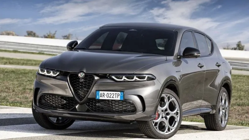 Alfa Romeo Tonale Plug-In Hybrid Q4 satışa sunuldu