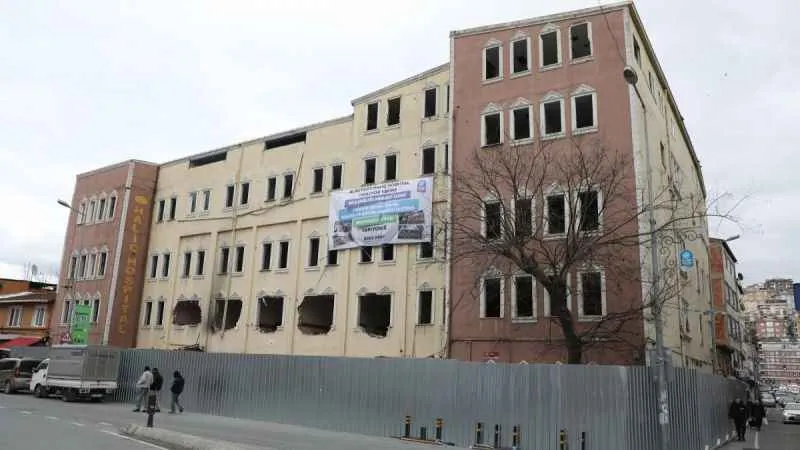 Alibeyköy'de Haliç Hospital yerine modern sağlık merkezi