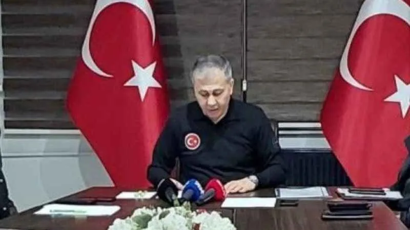 İçişleri Bakanı Yerlikaya: "Deprem sonrası tüm ekiplerimiz saha tarama çalışmalarına başladı”