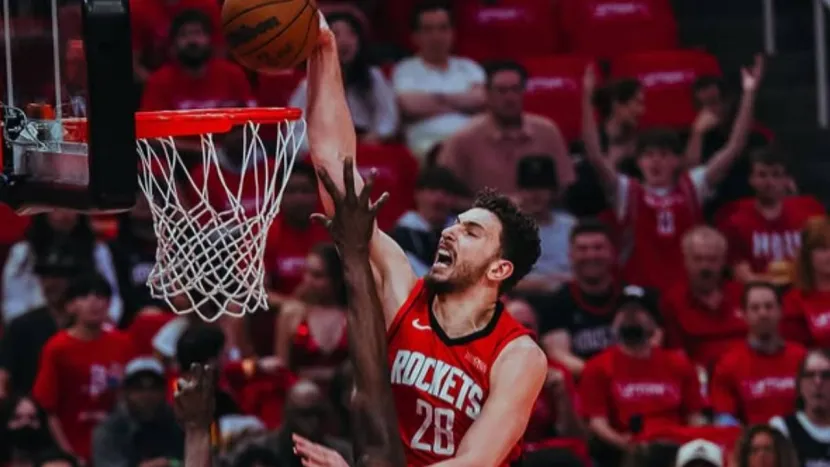 Alperen Şengün, NBA'de ilk maça damgasını vurdu