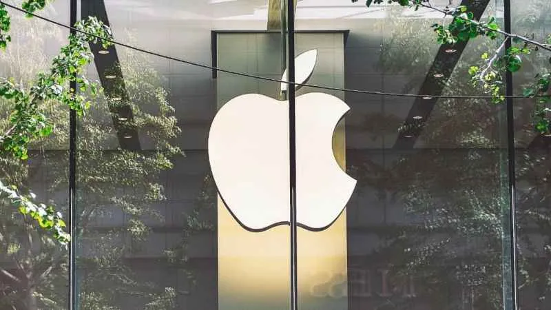 Apple'ın yeni App Store politikaları, rakiplerini rahatsız etti