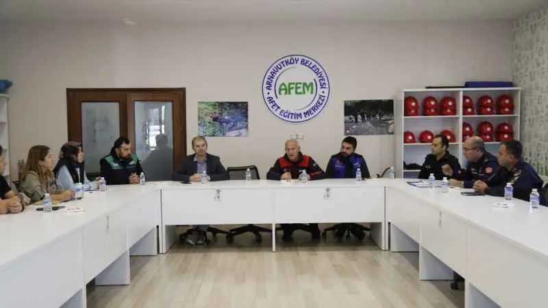 Arnavutköy'de afetlere karşı hazırlık toplantısı
