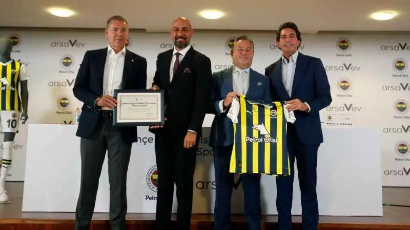 Fenerbahçe Spor Kulübü ile arsaVev arasında sponsorluk anlaşması imzalandı 