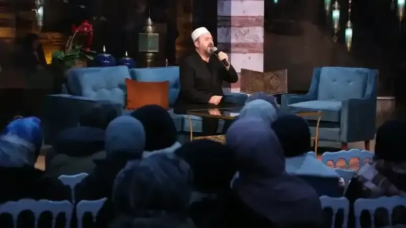 Prof. Dr. Pişgin “Allah hidayet vasıtası olarak Kur’an’ı indirdi”