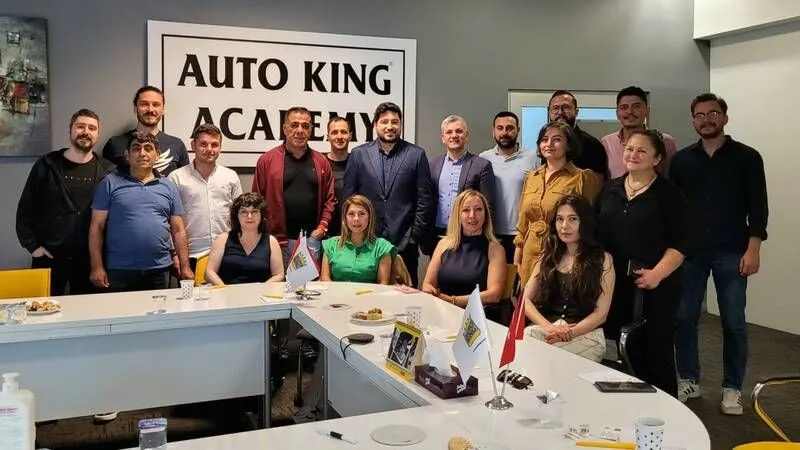 Auto King, Akademi eğitimleri ile hizmet kalitesini üst seviyeye çıkarıyor 