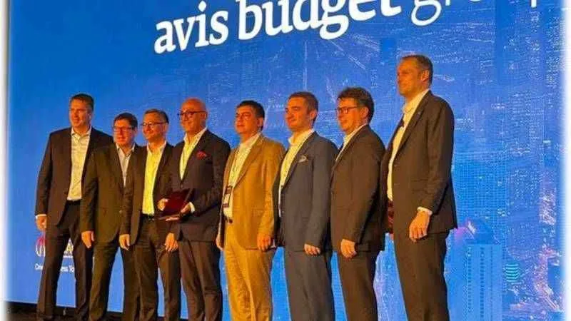 Pistte üçüncü randevu İzmir Park'ta