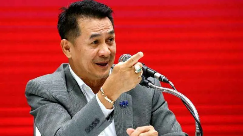 Tayland'da siyasi kriz sürüyor: İleri Hareket Partisi koalisyondan çıkarıldı