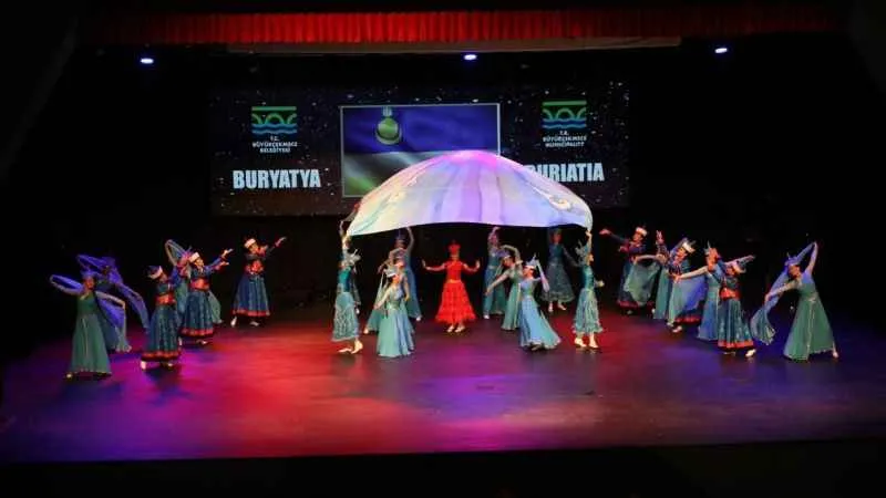 Uluslararası Halk Dansları'nda 25 ülke yarışıyor