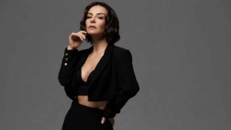 Fatma Turgut, An Epic Symphony ile sahnede