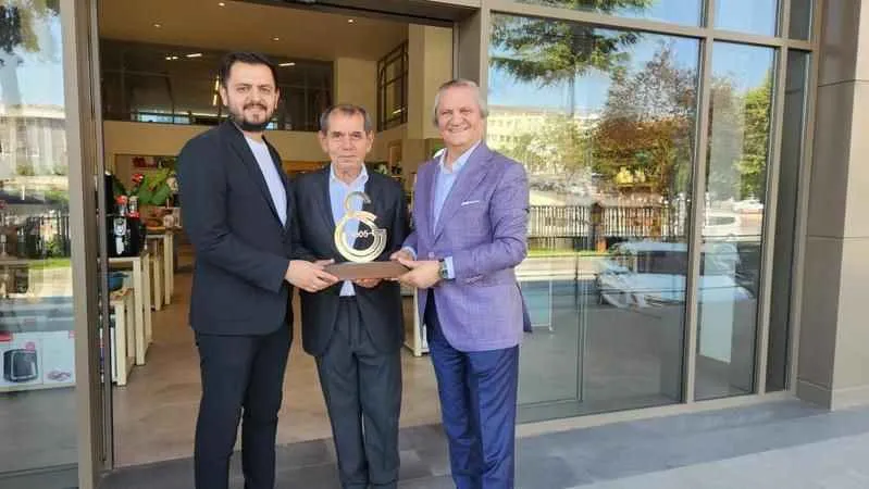 Dursun Özbek: “Benim görevim, Galatasaray ailesini bir araya getirmek”