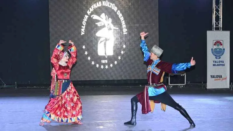 Dağıstan Halk Dansları Yalova’da beğeni topladı