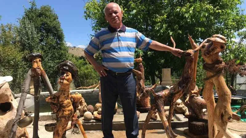 Ağaç kökleri usta ellerde sanata dönüşüyor
