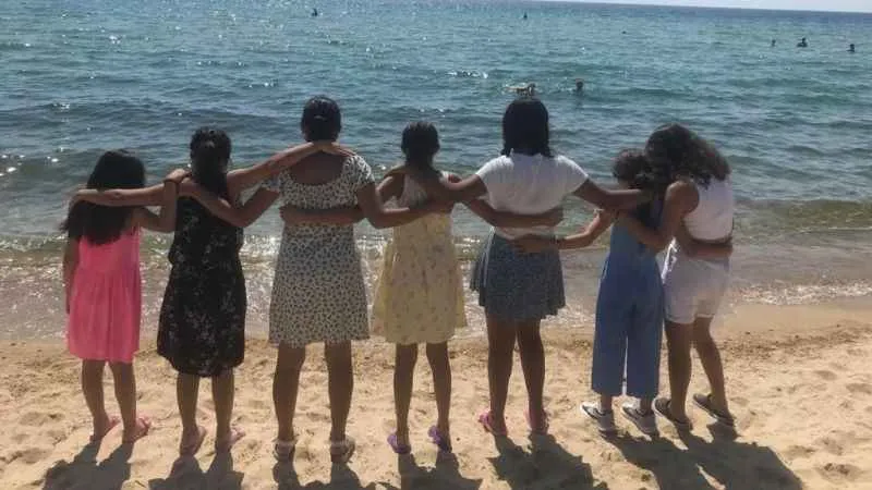 Kimsesiz çocukların deniz keyfi