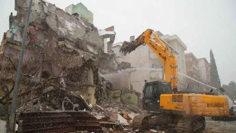 Kartal’da yıkımlar kontrol altında