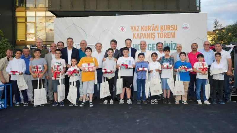 Ümraniye'de 2 bin çocuk Kur'an öğrendi