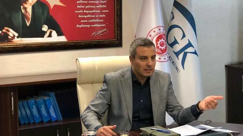 SGK İzmir İl Müdürü Kurt: “İşsizlik ödeneği teşviki işverenin prim maliyetini düşüyor”